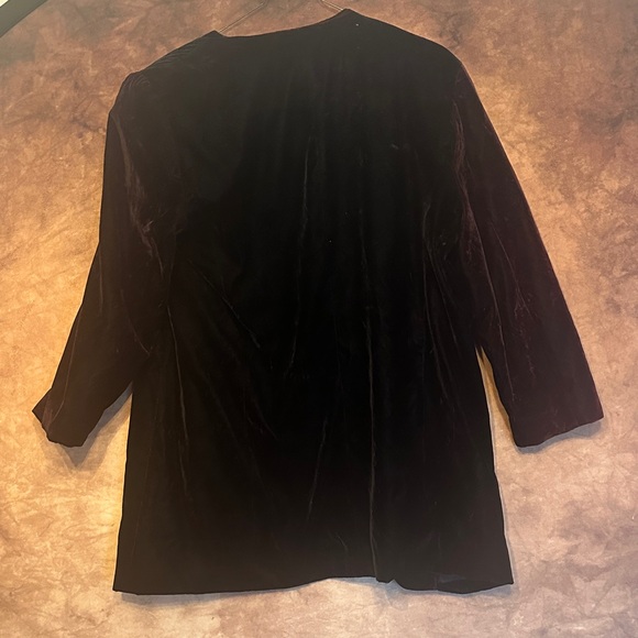 Stephanie Cueller Black Burgundy Velvet Blazer with Gold Buttons - Picture 4 of 4